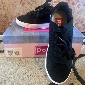 Women’s ‘Pop’ Black and White Memory Foam Sneakers